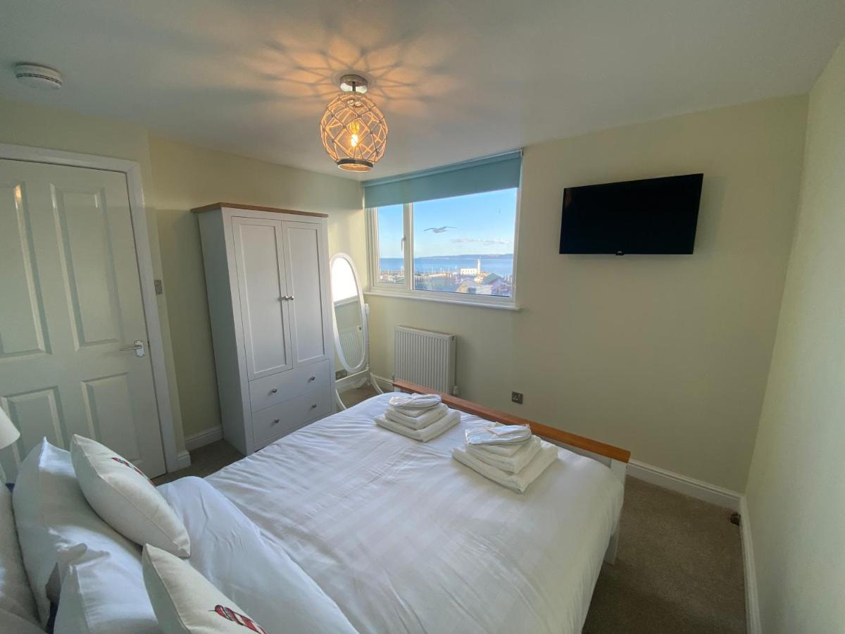 Lighthouse View, One Min From Harbour & Beach Apartment Scarborough Ngoại thất bức ảnh